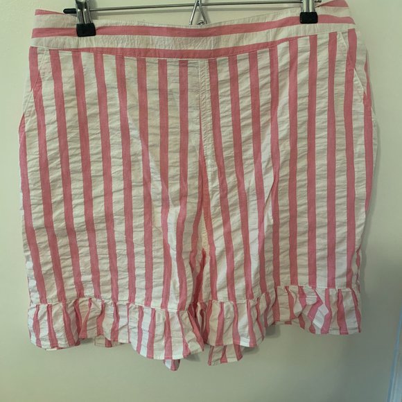ASOS DESIGN pink stripe shorts with ruffle hem - Picture 4 of 6